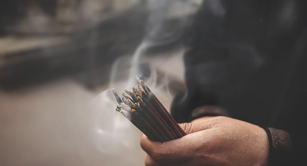 Acceptance Prayer: Power, Peace and Faith in Letting Go