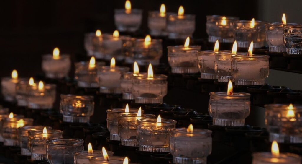 God Blessing: The Divine Grace to Change Your Life