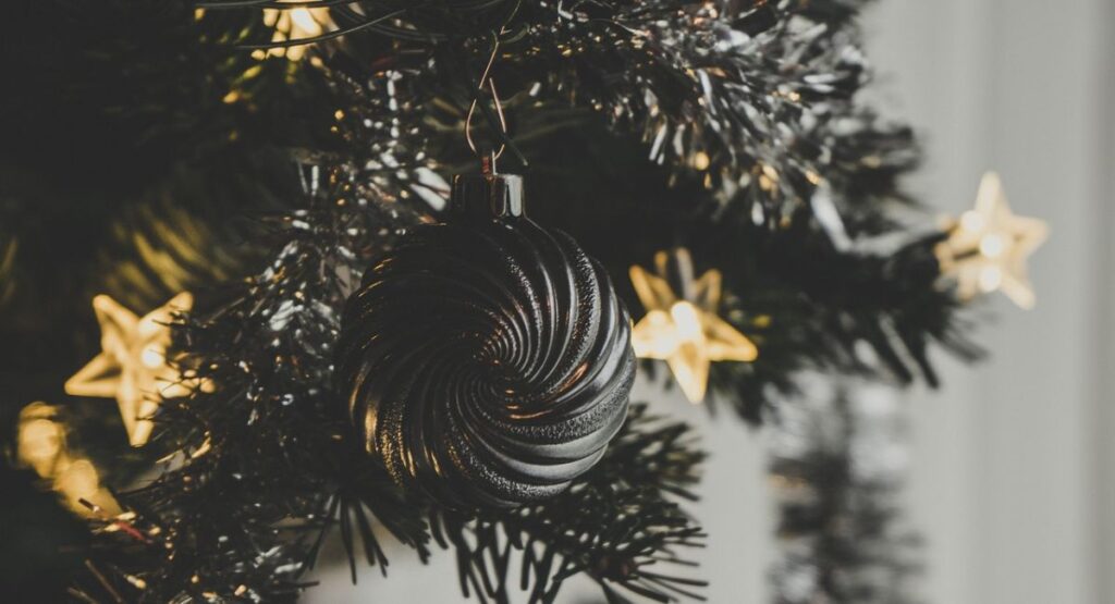 Best Christmas Quotes for Family, Friends Inspiration