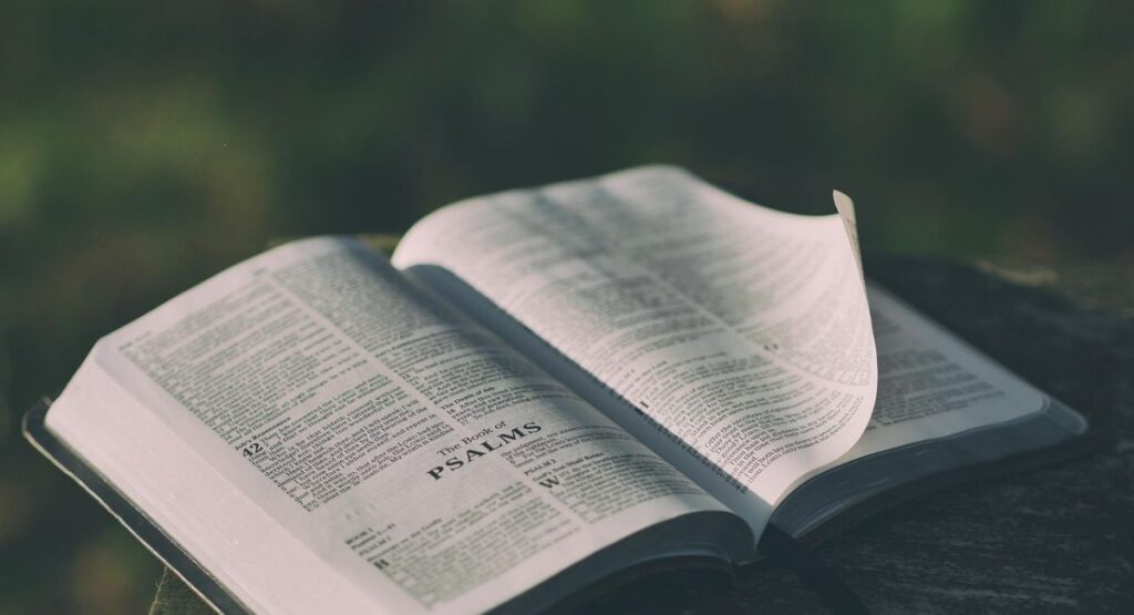 Funeral Prayers: Best Verses, Blessings and Words of Comfort