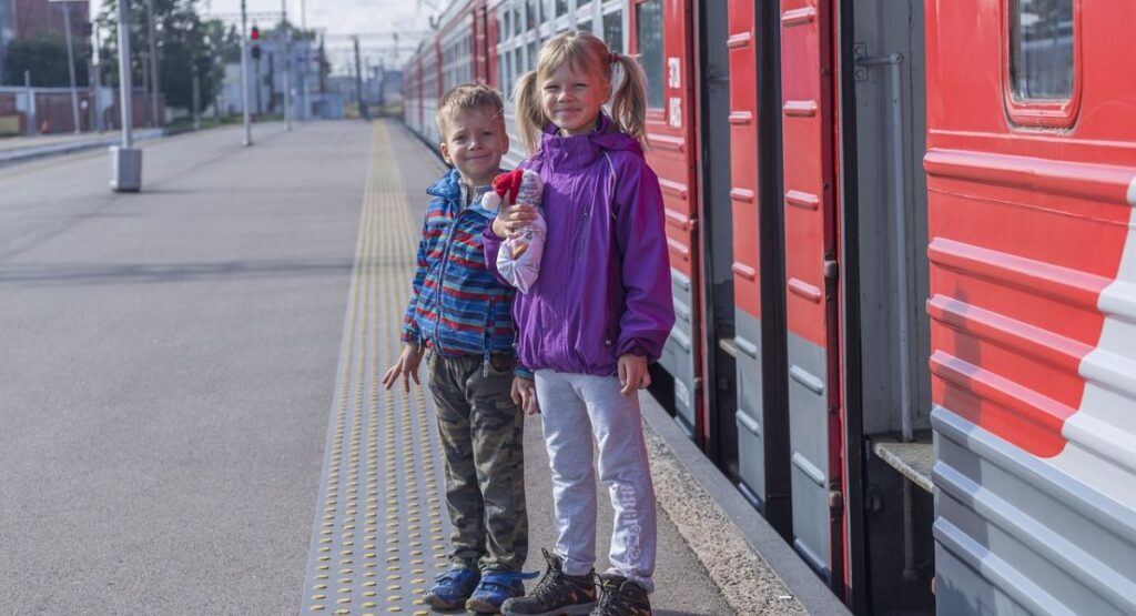 Brother Sister Captions For Instagram Marathi