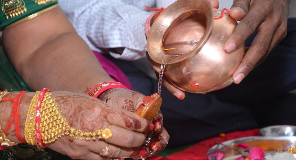 Marathi Married Women: Best Satyanarayan Pooja ukhane