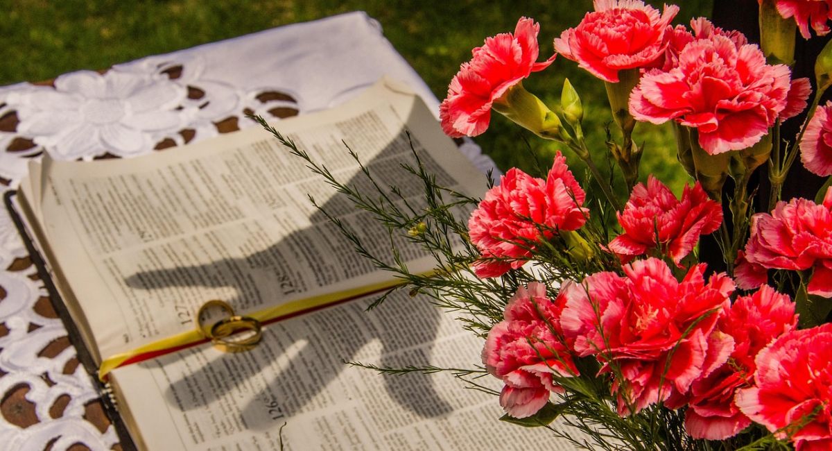 Funeral Prayers: Best Verses, Blessings and Words of Comfort